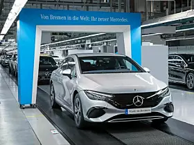 Die Produktion des vollelektrischen EQEProduction of the all-electric EQE