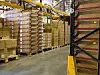 Lager mit Kartons