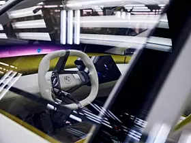 Einblick ins Conceptcar der Limousinenvariante der Neue Klasse.