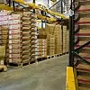 Lager mit Kartons