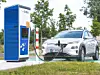 E-Auto an einer Ladestation von EnBW
