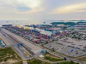Hafen, Port, Container