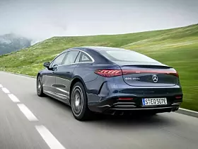 Mercedes EQS 450+