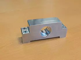 Easy-Shaft 350 Aluminium 7075 Lagergehäuse-Teil.