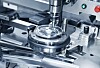 Eine der Herausforderungen im Part Sourcing ist die Make-or-buy-Entscheidung von technischen Spezialteilen.
