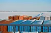 Containerschiff unter erschwerten Bedingungen: Die Nordostpassage ist nur für kleinere Schiffe durchgängig.