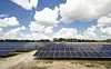 Platz 19: Next Era Energy. Next Era Energy ist ein US-amerikanischer Energiekonzern mit Hauptsitz in Juno Beach, Florida. Ein Umsatz von 27,56 Mrd. USD bringt das Unternehmen  in die Top 20 der größten Stromversorger der Welt. NextEra Energy gliedert sich in zwei Hauptsegmente: Florida Power & Light Company (FPL) und NextEra Energy Resources (NEER). Letzterer betreibt Wind-, Solar- und Batteriespeicherparks.